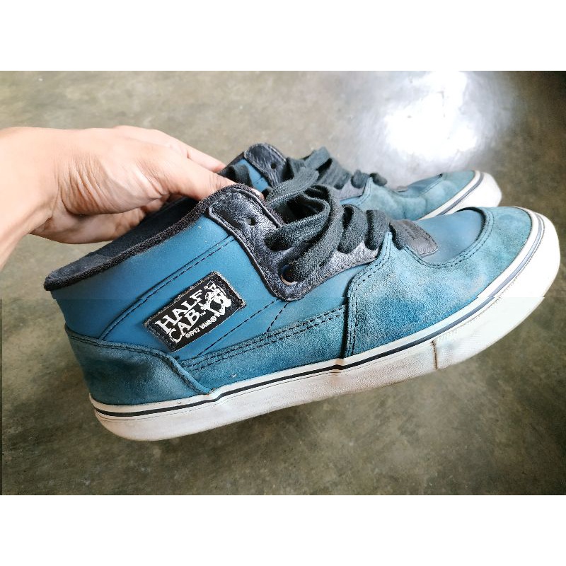 Vans half-cab