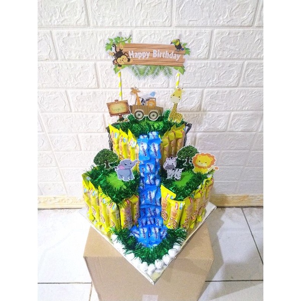 

BUKET KUE SNACK / BUKET KUE SNACK KARAKTER / SAFARI / BOUQUET / CAKE SNACK / ULANG TAHUN ANNIVERSARY WISUDA DLL