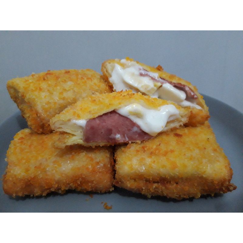 

RISOLES SMOKED BEEF AND CHEESE