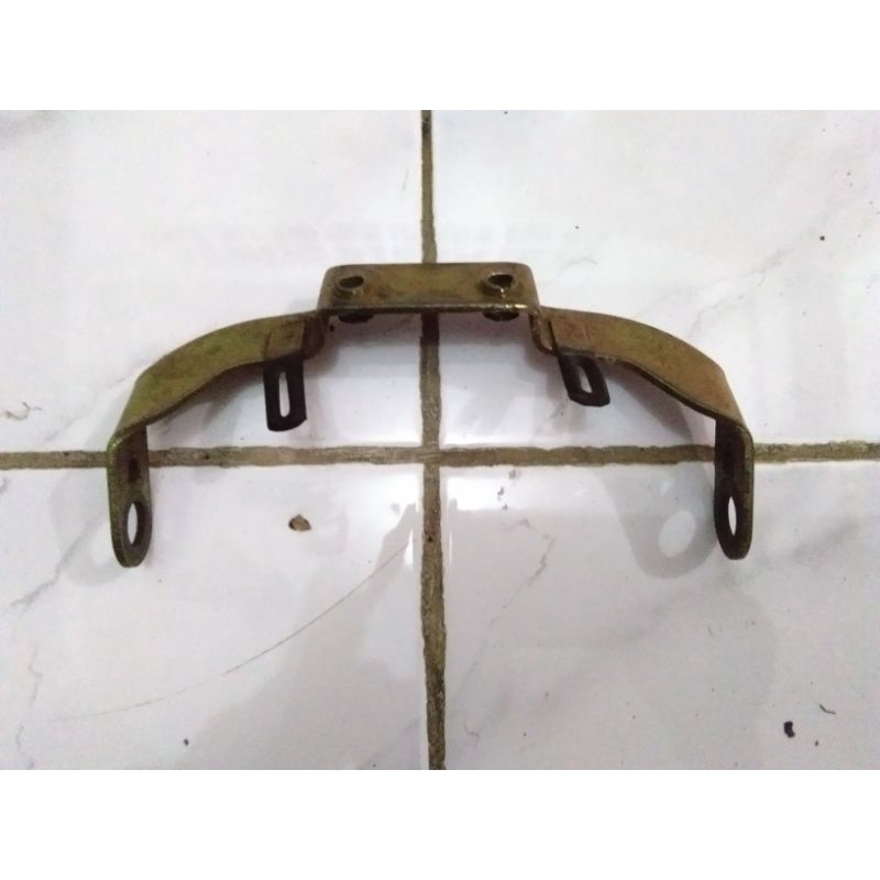 breket dudukan sen belakang honda tiger revo original