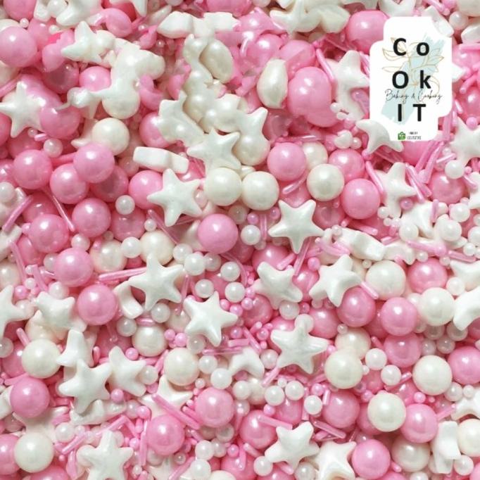 

Taburan Sprinkle Cake / Dekorasi Kue Varian Pink Star Mix TERLARIS TERPERCAYA ORIGINAL