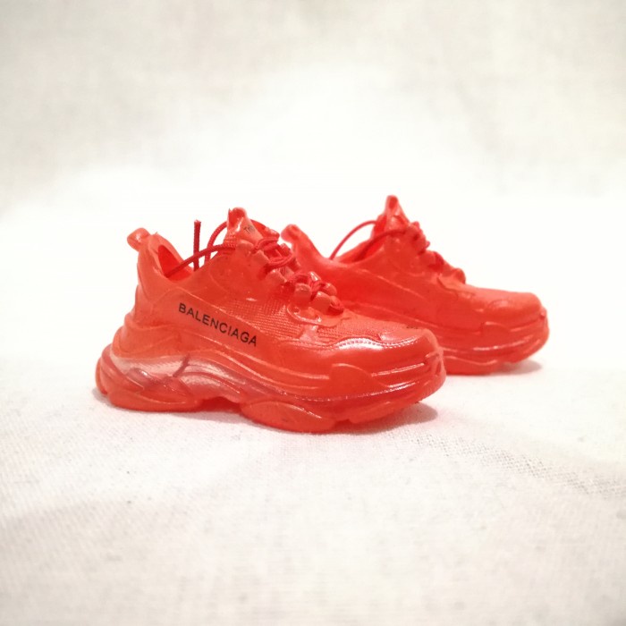 3D SNEAKERS KEYCHAIN MINIATUR BALENCIAGA TRIPLE S ORANGE
