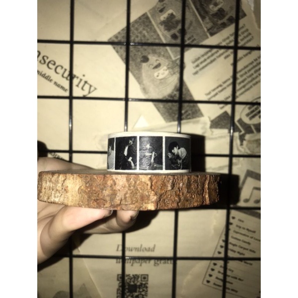 

Preloved stiker kertas/ solatip washi gambar BTS Fake love