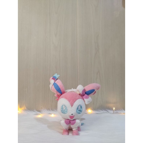 Boneka Pokemon Sylveon Smile - Banpresto