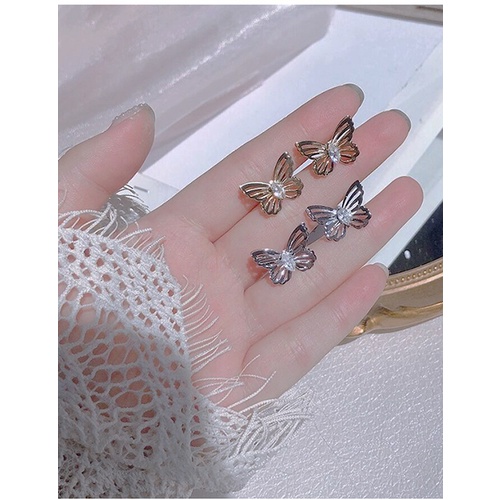 LRC Anting Tusuk Fashion Hollow Three-dimensional Butterfly Alloy Earrings K84758