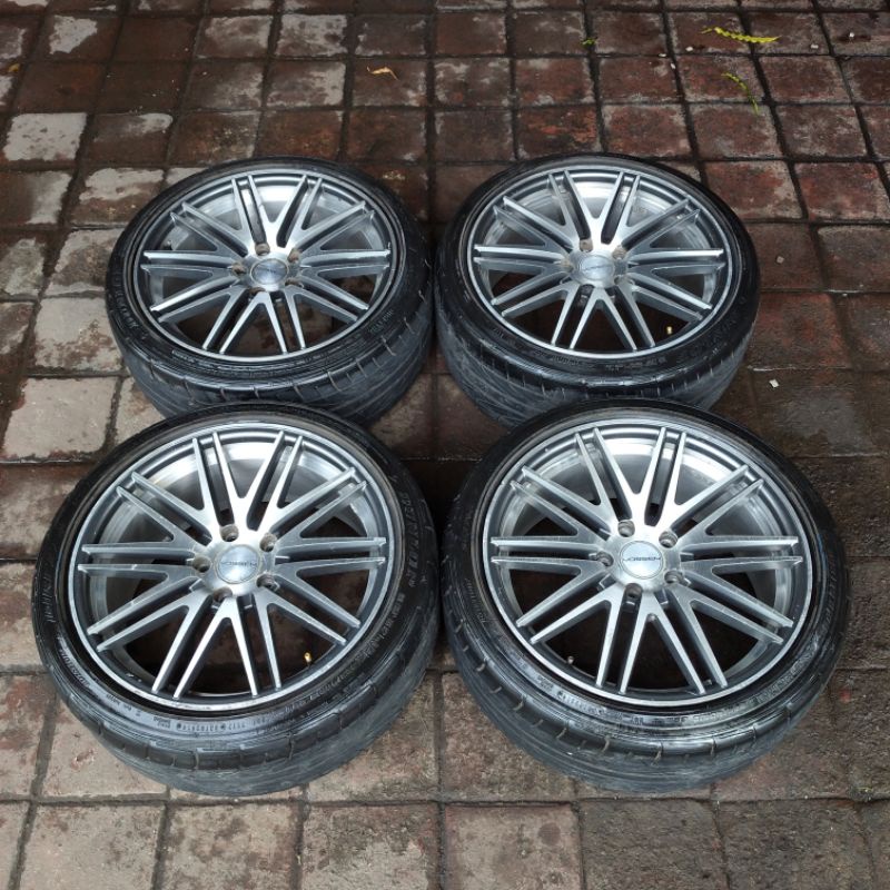 VELG SEKEN BEKAS COPOTAN MOBIL ERTIGA CIVIC MODEL VOSSEN RING 18 + BAN 225 40 R18