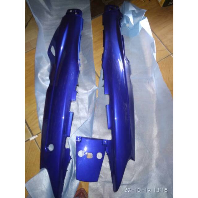 cover bodi belakang yamaha FIZR plus tutup lampu