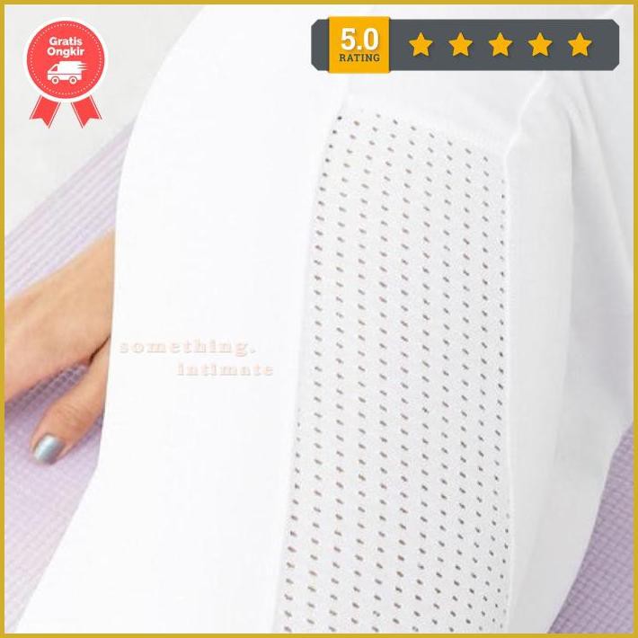 Forever 21 Active Perforated Biker Shorts F21 Short Legging Pendek - Putih, Xs Exclusive