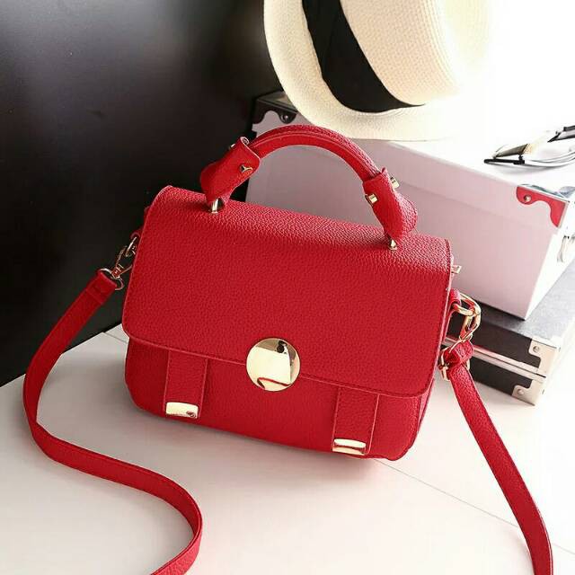  Tas  Selempang  Gucci Sylvie Mini Snapshot Camera Sling Bag 