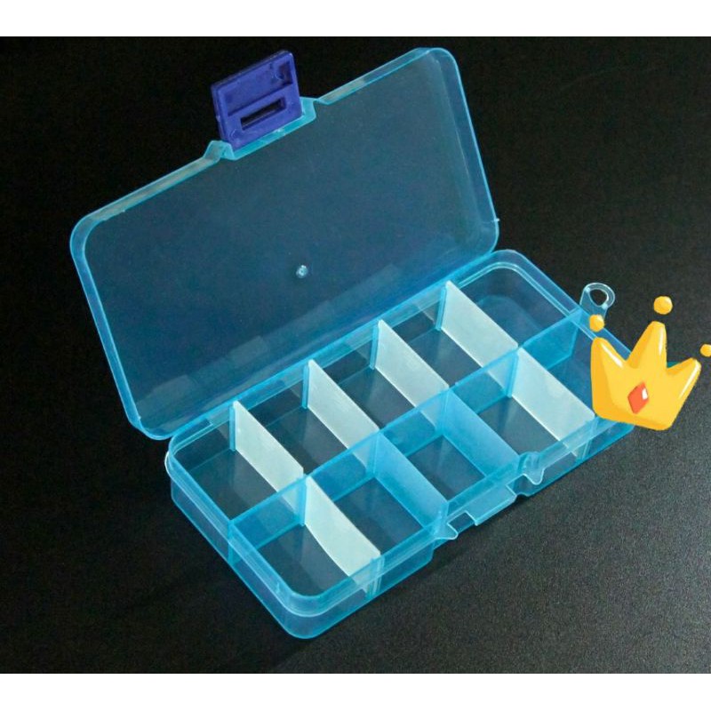 

Box kotak serbaguna 10 sekat.Sekat pembatas dapat dilepas.