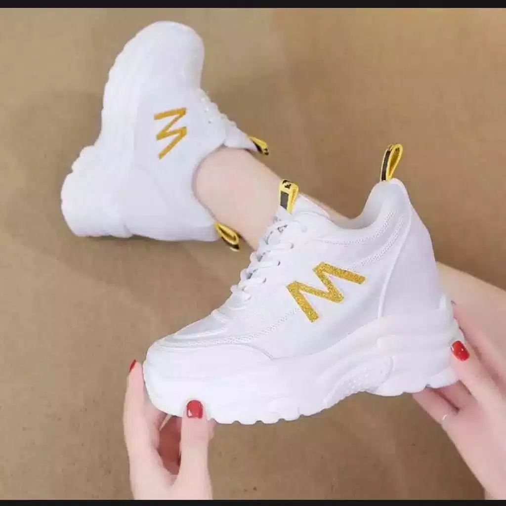 SEPATU SNEAKERS WANITA RAA 01-3