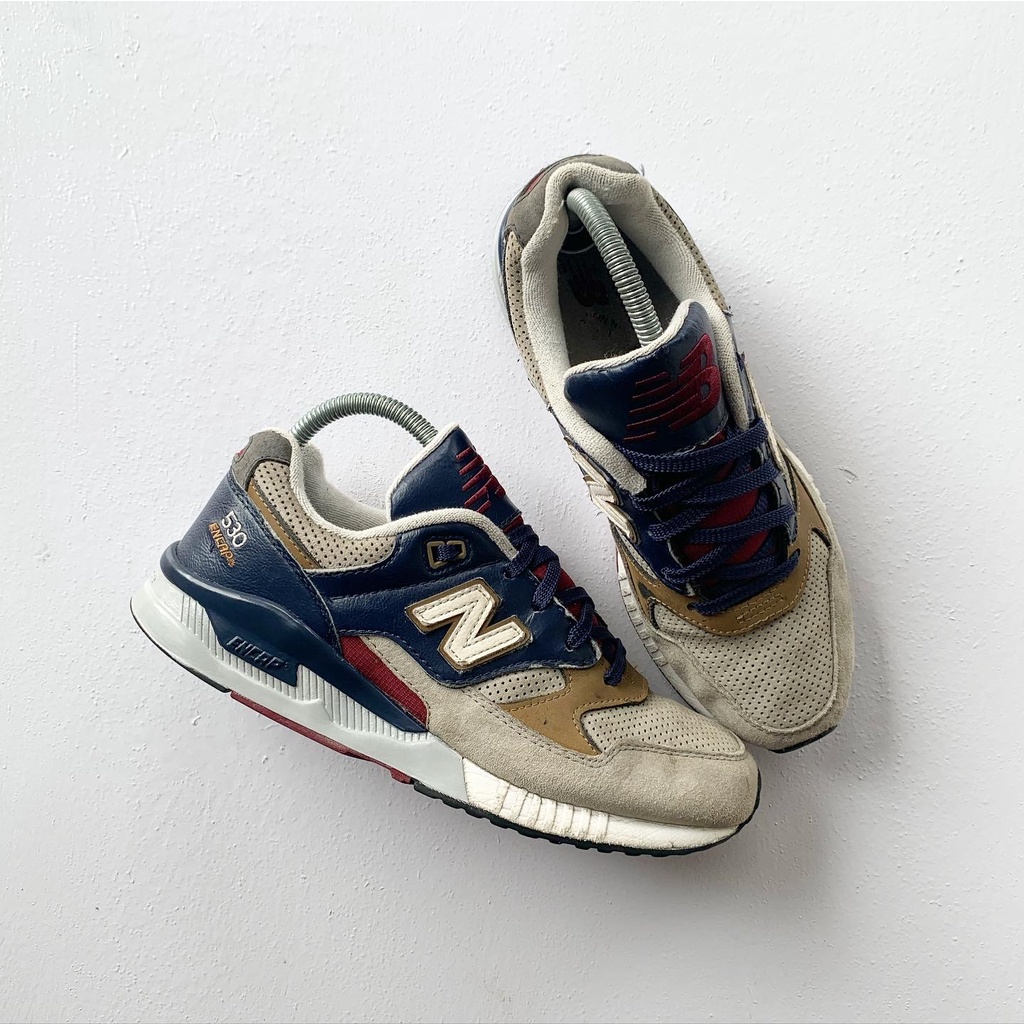 SEPATU NEW BALANCE 530 REFLECTIVE SIZE 40 | SECOND BRANDED