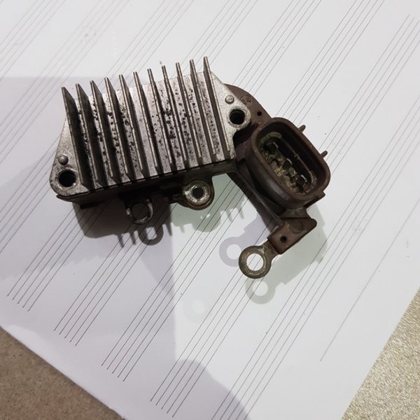 ic regulator dinamo ampere amper alternator karimun kotak copotan Murah