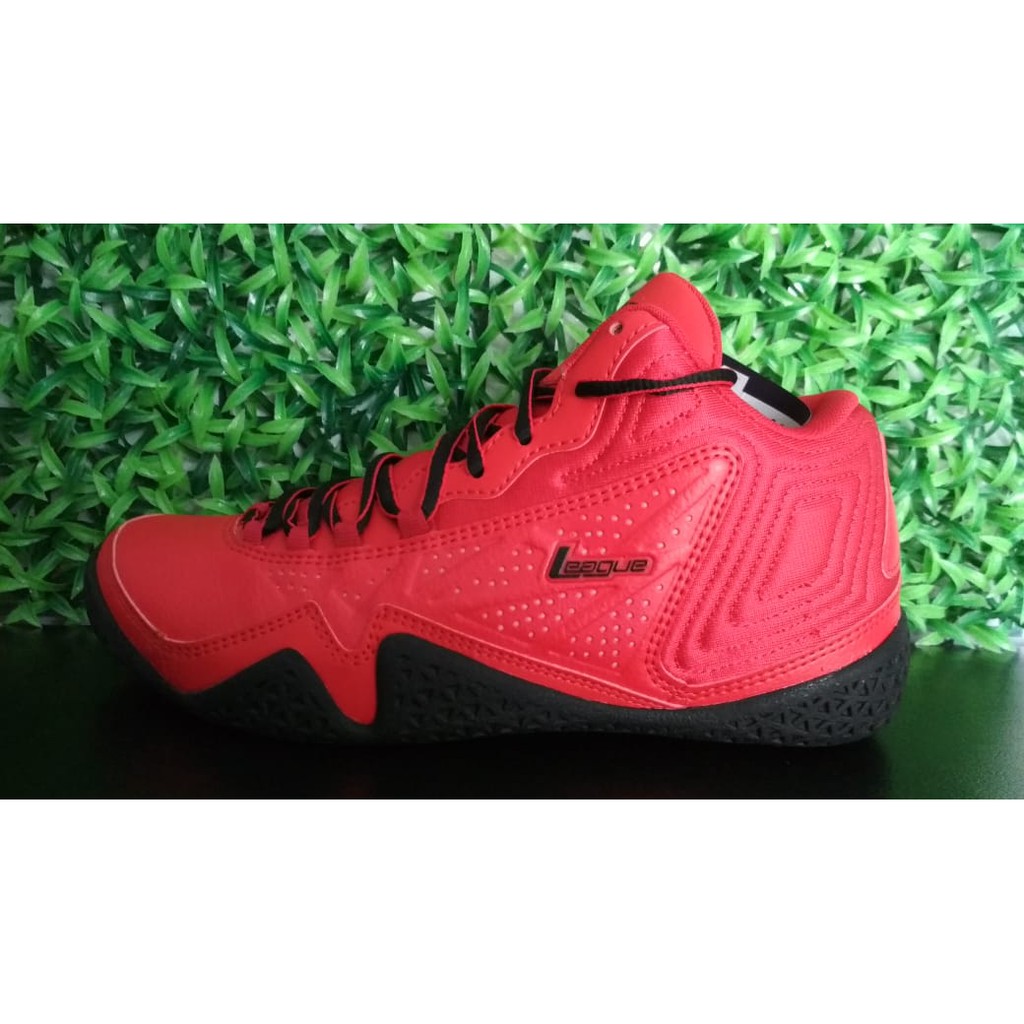 Sepatu Basket League Levitate 103016660