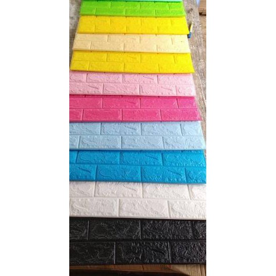 Innova Brick Wallpaper