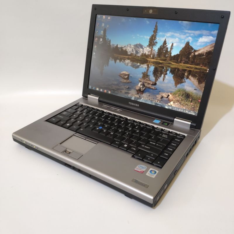 laptop editing Toshiba tecra - ram 4gb - vga Nvidia Quadro - camera