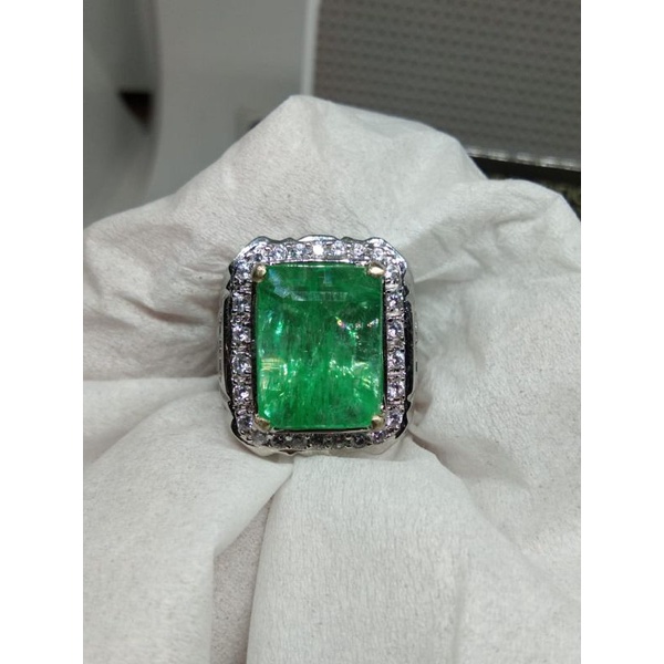 Natural Emerald Beryl Zamrud colombia