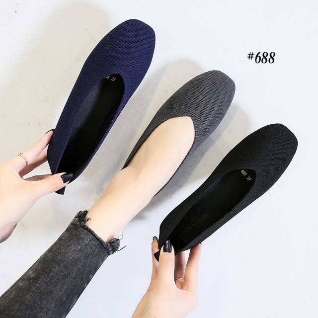 sketchers flat shoes