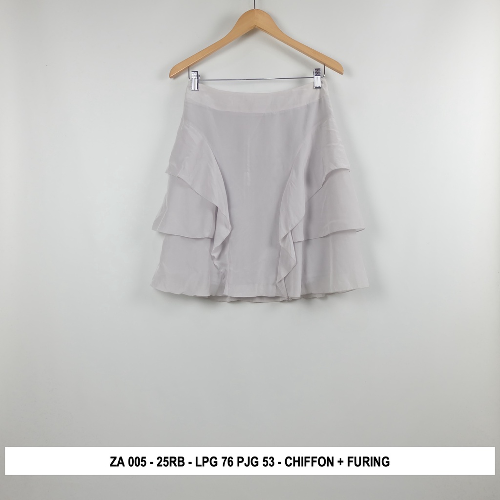 Thrift Rok Wanita - Kode Z1-ZA 005