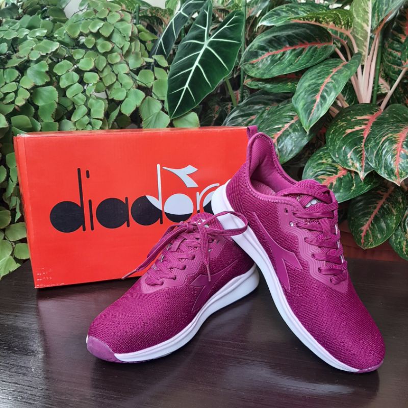 SEPATU SNEAKERS DIADORA ZELINDO (NEW)