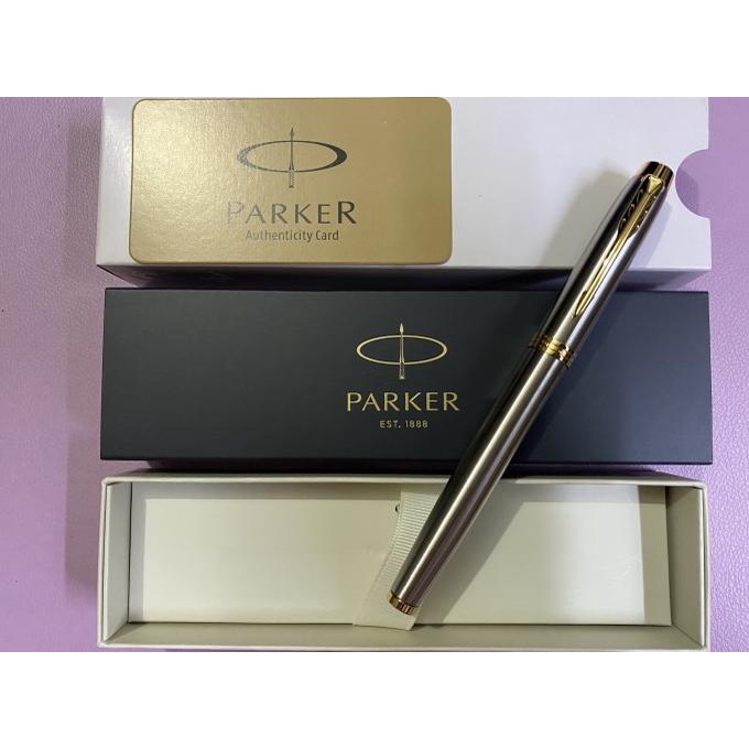 

Office & Stationery | Alat Tulis | Pulpen Parker Im New Original Roller Ball Brushed Metal Gold Trim | Best Seller
