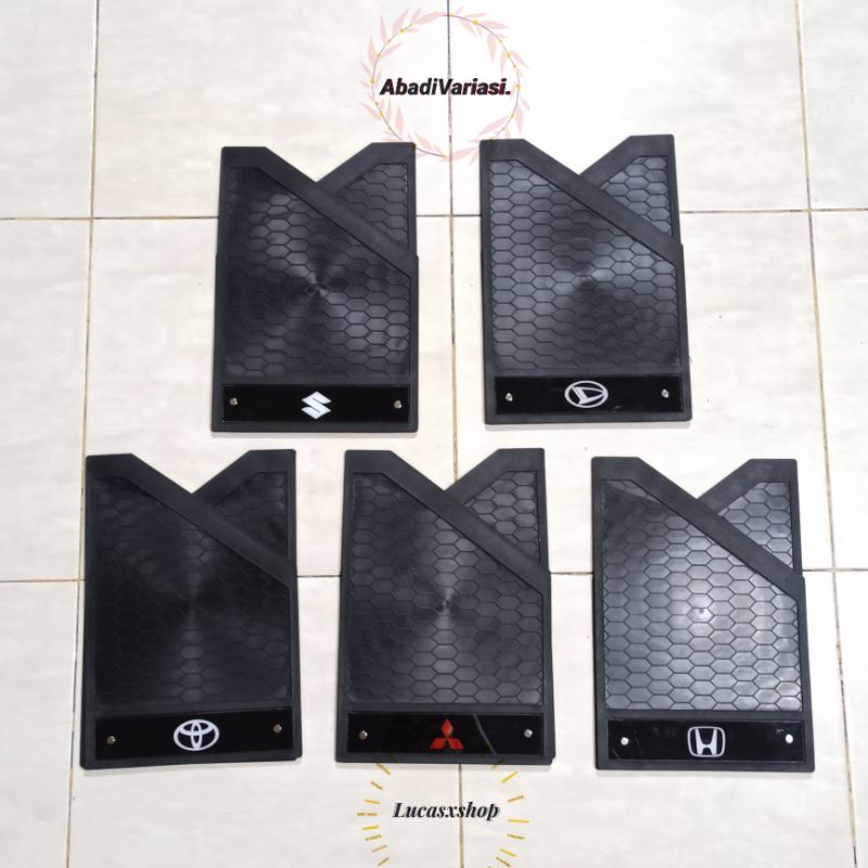 Karpet Lumpur  Roda Mud Guard Universal model Serong Miring