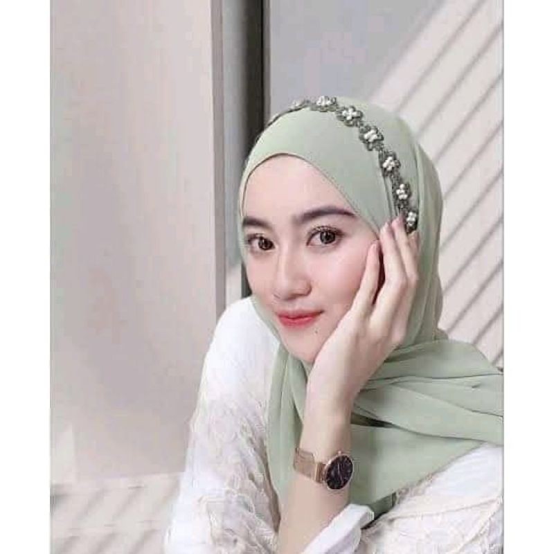 pasmina renda mutiara