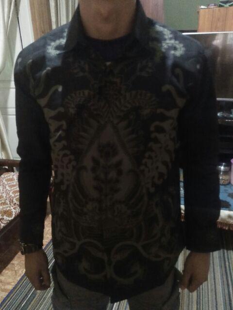 Gunungan Kemeja Batik Pria Lengan Panjang Slimfit Katun Printing Hem Baju Atasan Kantor Modern