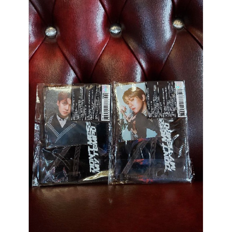 Exo Passport Wallet