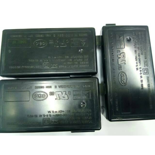 Adaptor L110 L210 L120 L300 L310 L350 L360 L220 EPSON Kondisi 90persen Garansi pasang Original Epson