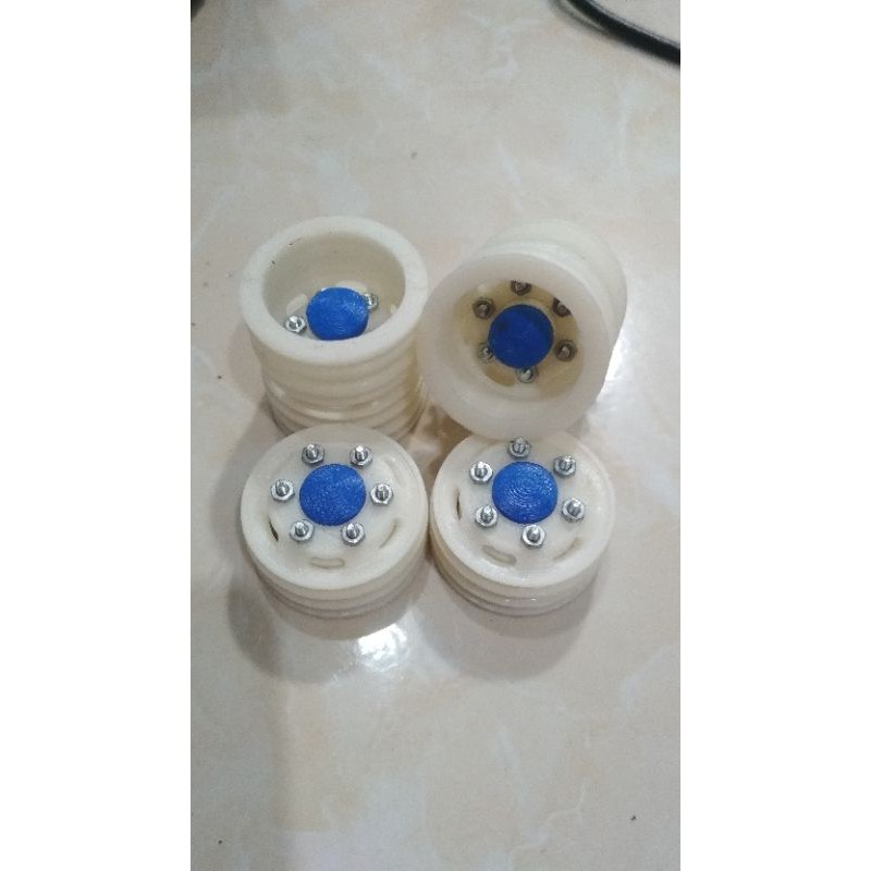 Velg miniatur model center skala 16