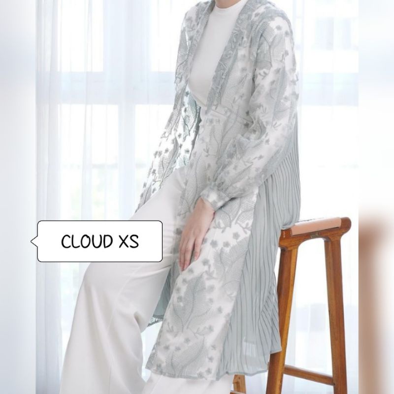 DEEPIKA OUTER BY HEAVEN LIGHTS