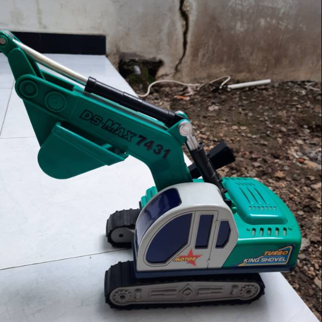 Preloved Daesung Excavator Truck