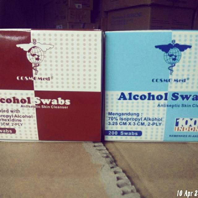Alkohol swab isi 200
