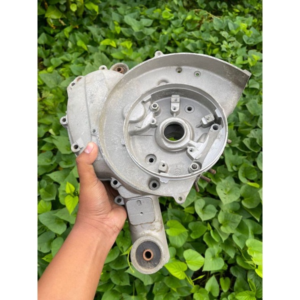 RENGKES MESIN VESPA PTS SPESIAL SMALLFRAME ORIGINAL NOS KARTER MESIN VESPA NOS MESIN VESPA PTS SPESI