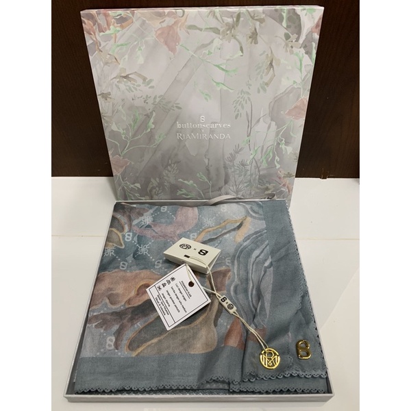 buttonscarvesXriamiranda xanadu jade