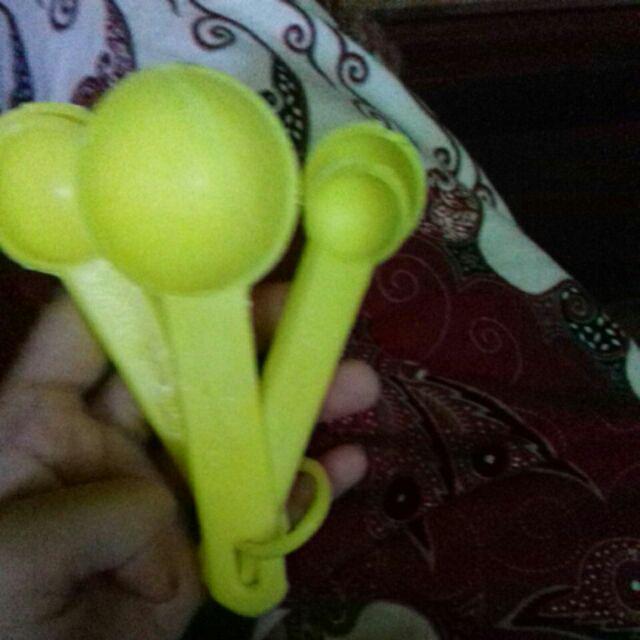 Sendok Takar Kuning 1 Set Plastik - Sendok Ukur Bahan Kue, Obat, Slime
