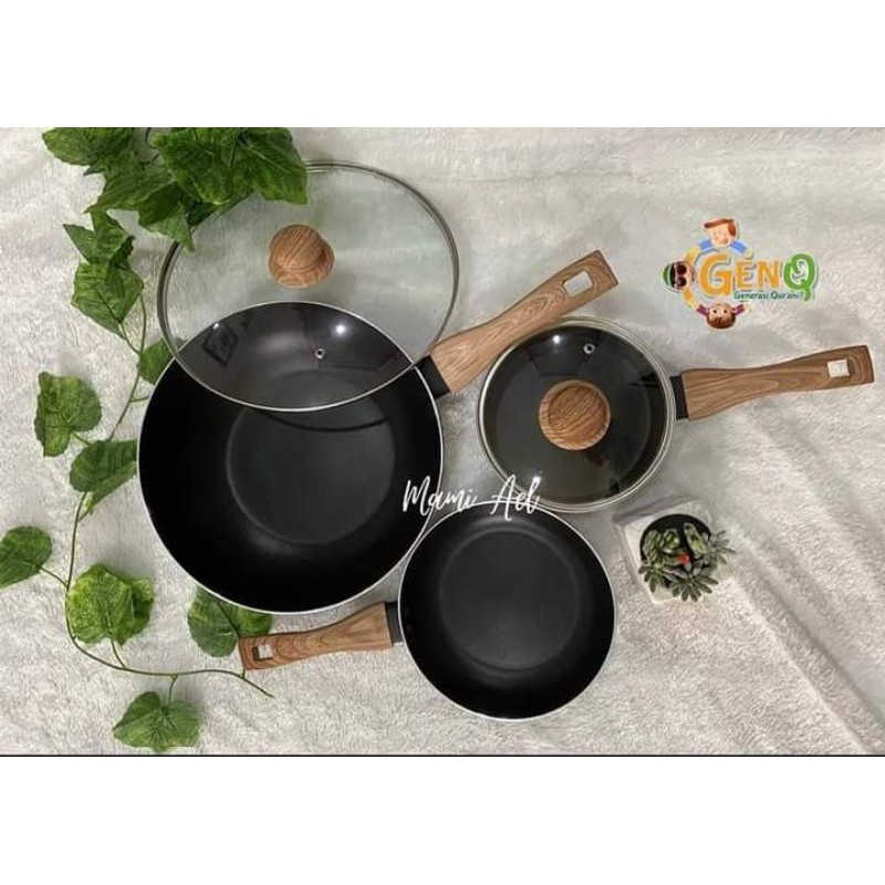 Panci set teflon Black luxury Pan Swiden beli di seller resmiyaa