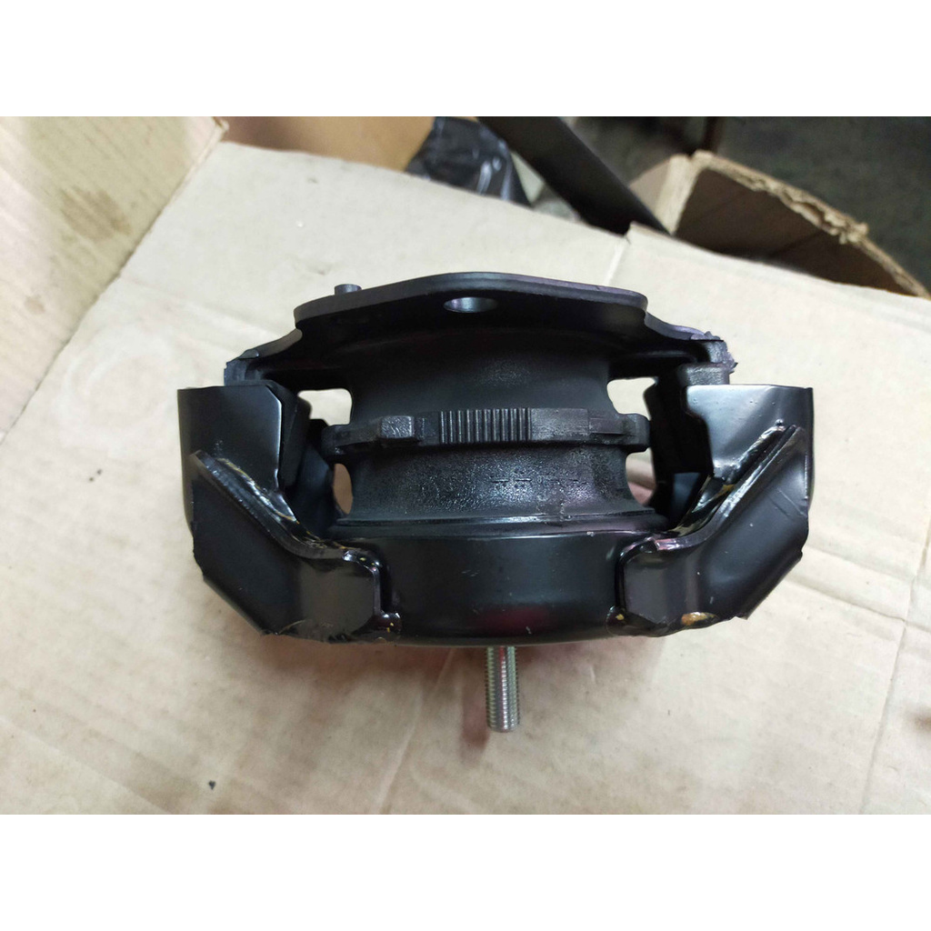 Engine Mounting Depan Mitsubishi Pajero DID ASLI KTB!