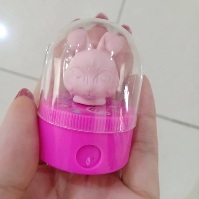 

Smiggle 3 in 1 sharpener n eraser. Serutan pensil dan Penghapus smiggle. Original