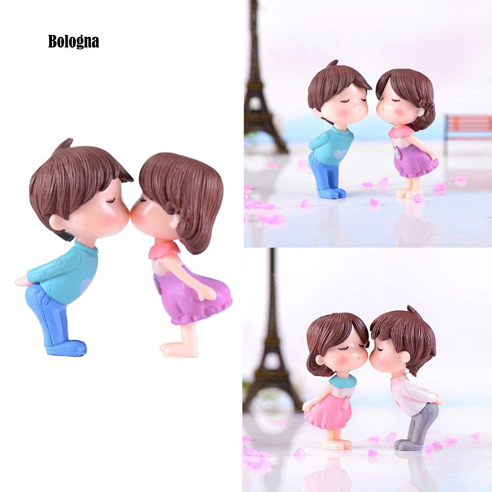 Boloset 2pcs Miniatur Pasangan Berciuman Mini Untuk Dekorasi