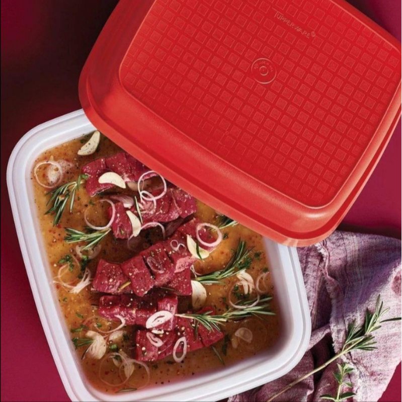 Tempat marinasi dari Tupperware Junior Season Serve