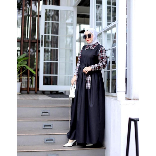 Nuna gamis by Iris Label. PO