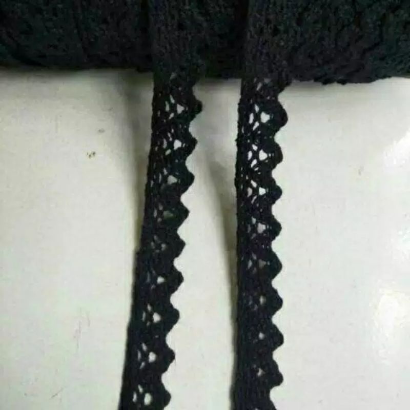 PER PICS 15 YARD RENDA RAJUT WARNA HITAM LEBAR 1,5 CM