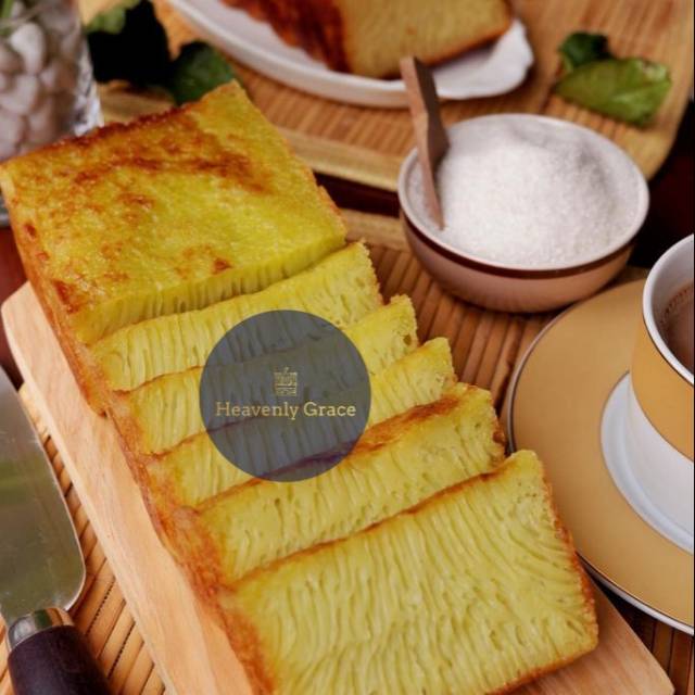 

Bika Ambon Homemade ukuran 10×20cm Kumpul Keluarga Hangout