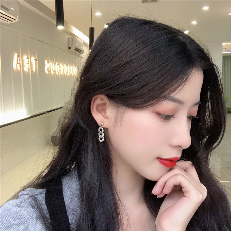 Anting Rantai Panjang Gaya Korea