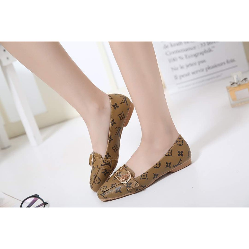Sepatu wanita Louis Vuitton Flat Shoes VL61