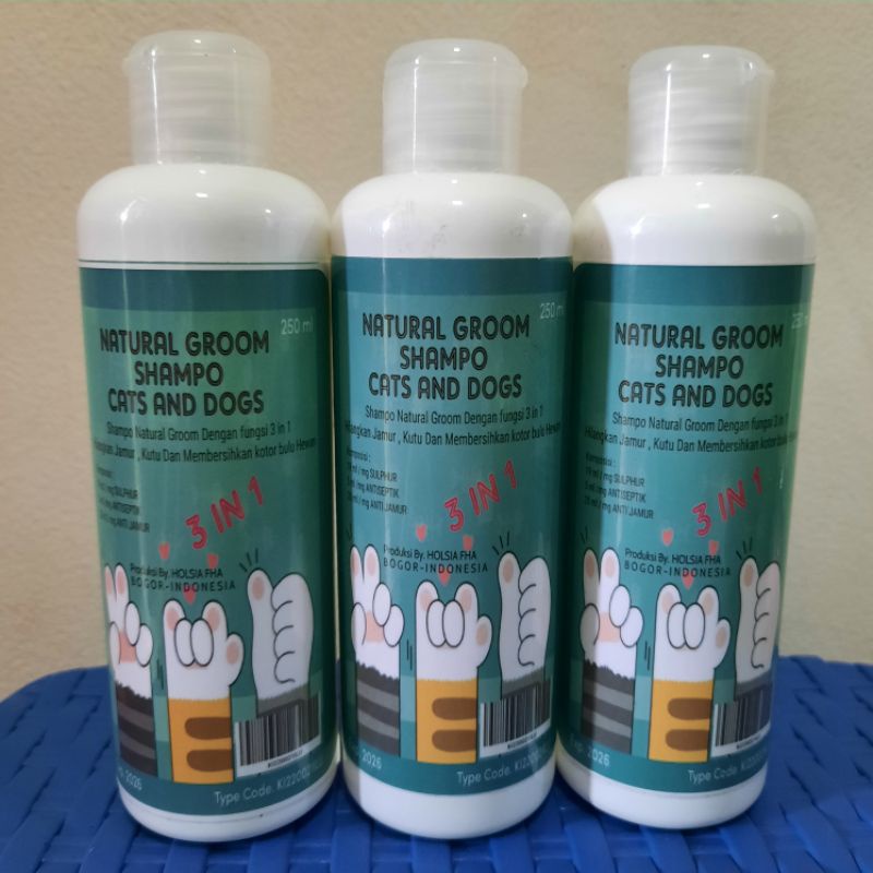 NATURAL GROOM SHAMPO CATS AND DOGS 3 IN 1 250ML