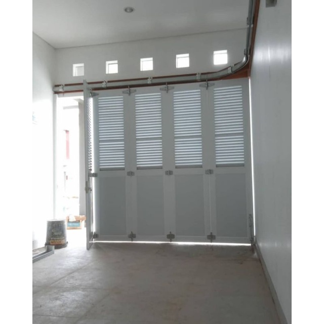 pintu garasi aluminium