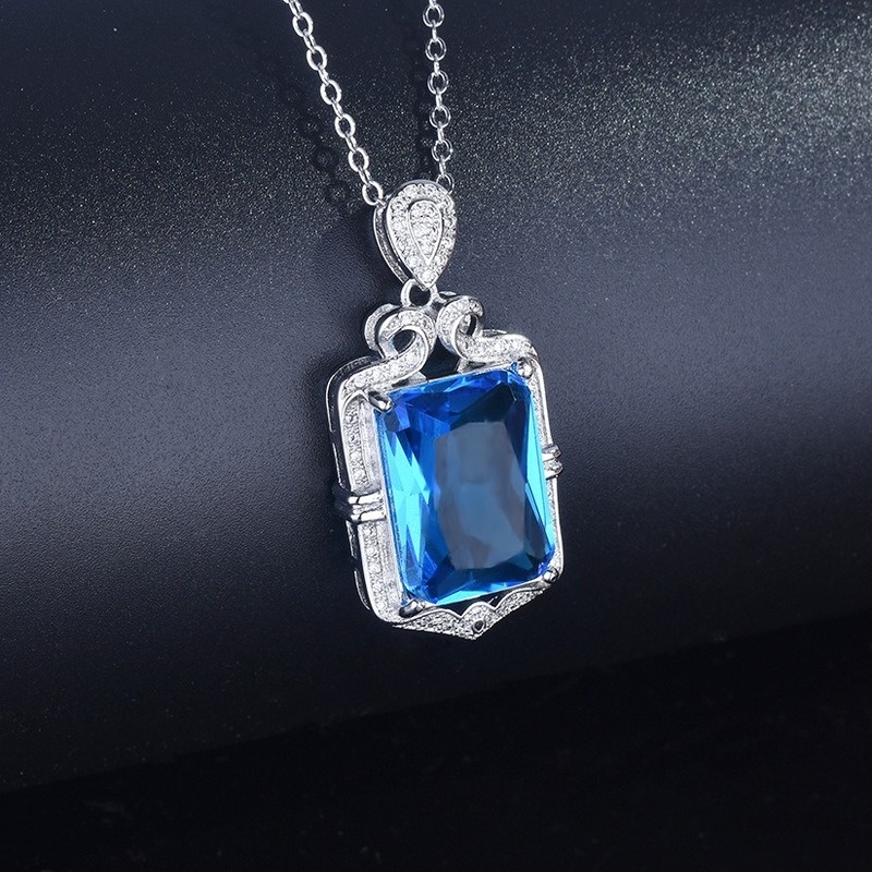 [Ready Stock]Fashion Luxury 18K Gold Plating Colorful Gemstone Pendant Necklace